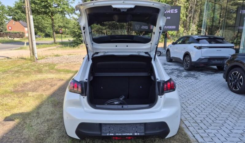 
								Peugeot 208 STYLE full									