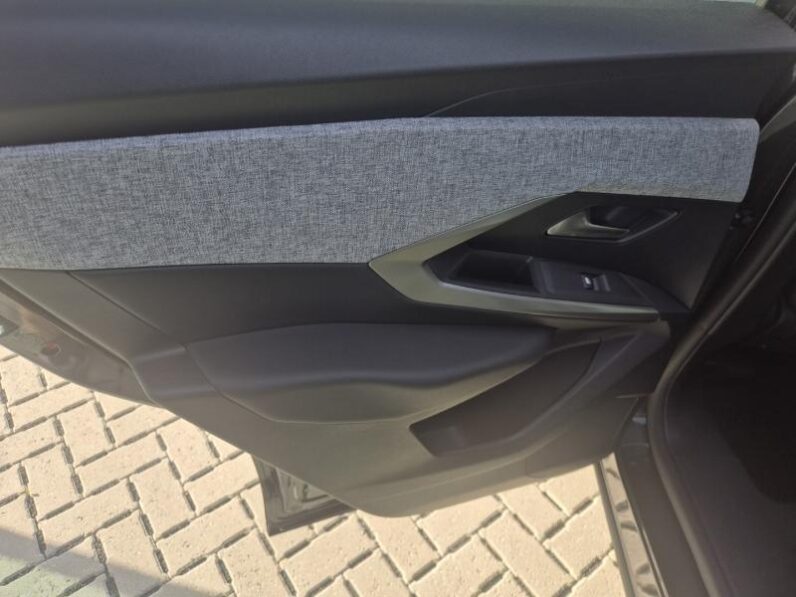 
								Peugeot 3008 ALLURE full									
