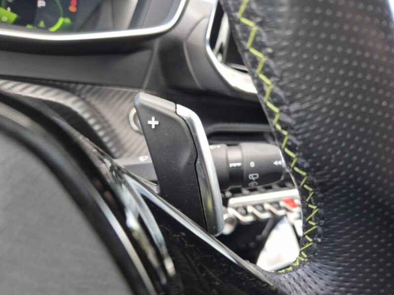 
								Peugeot 208 GT PANO 130 PK full									