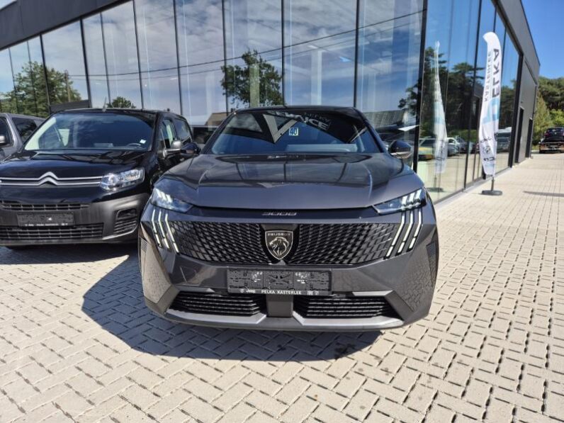 
								Peugeot 3008 GT full									