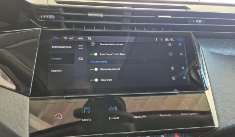 
								Peugeot 408 ALLURE full									