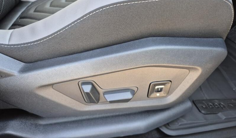
								Jeep Compass FIRST EDITION full									