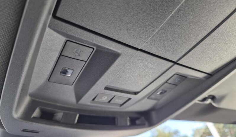 
								Peugeot 3008 GT full									