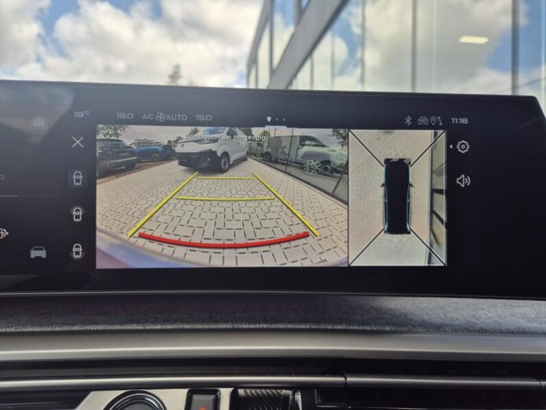 
								Peugeot 5008 GT EXCLUSIVE full									