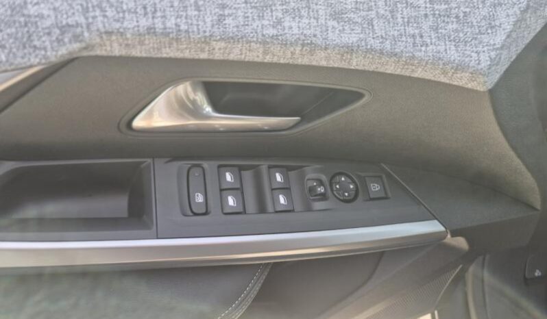 
								Peugeot 3008 ALLURE full									