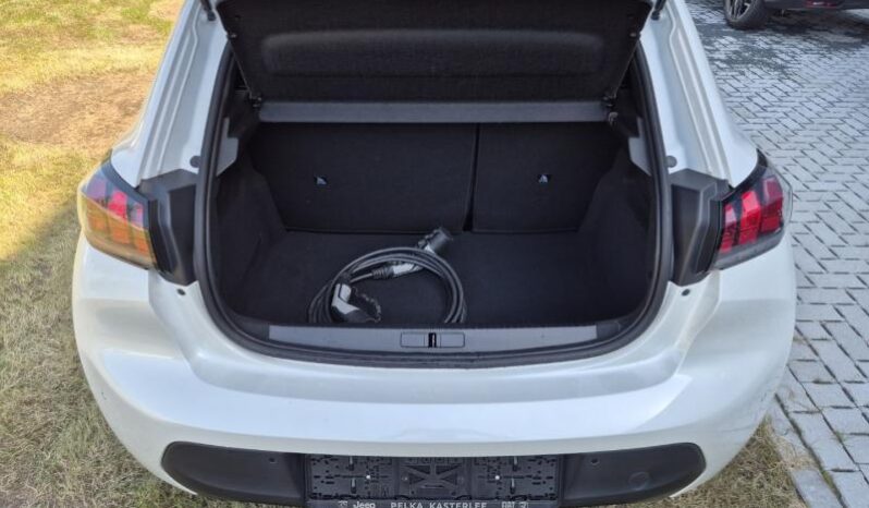 
								Peugeot 208 STYLE full									