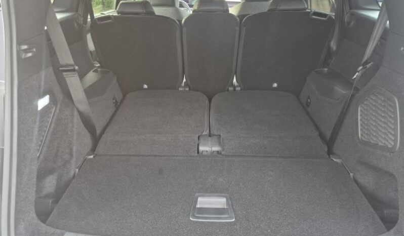 
								Peugeot 5008 GT EXCLUSIVE full									