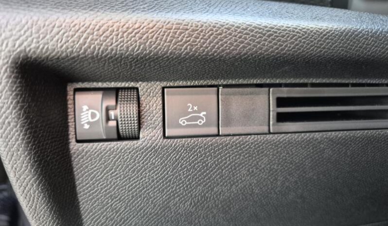 
								Citroen C4 X PLUS FACE LIFT full									