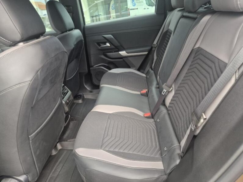 
								Jeep Compass ALTITUDE full									