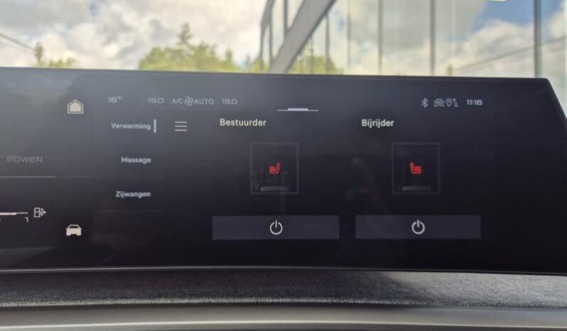 
								Peugeot 5008 GT EXCLUSIVE full									