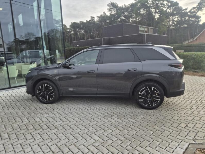 
								Peugeot 5008 GT EXCLUSIVE full									
