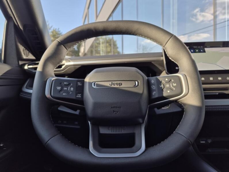 
								Jeep Compass FIRST EDITION full									
