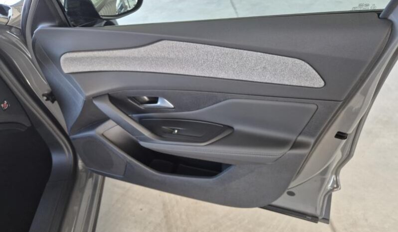 
								Peugeot 408 ALLURE full									