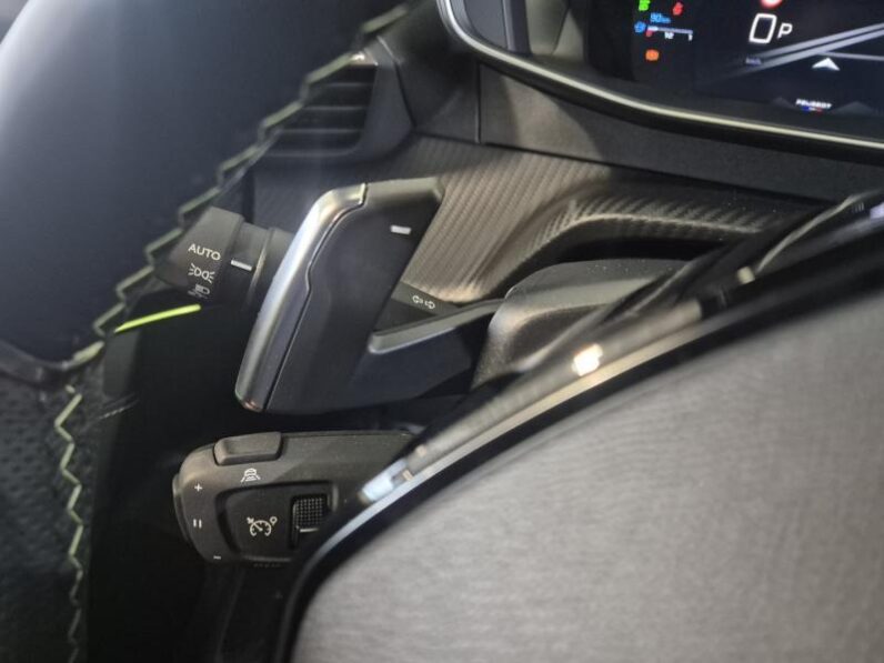 
								Peugeot 2008 GT ALCANTARA full									