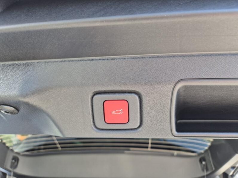 
								Jeep Compass FIRST EDITION full									