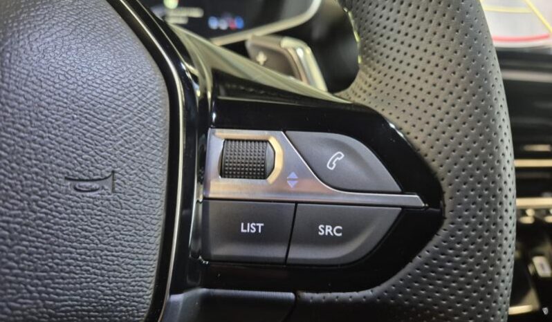 
								Peugeot 2008 GT ALCANTARA full									