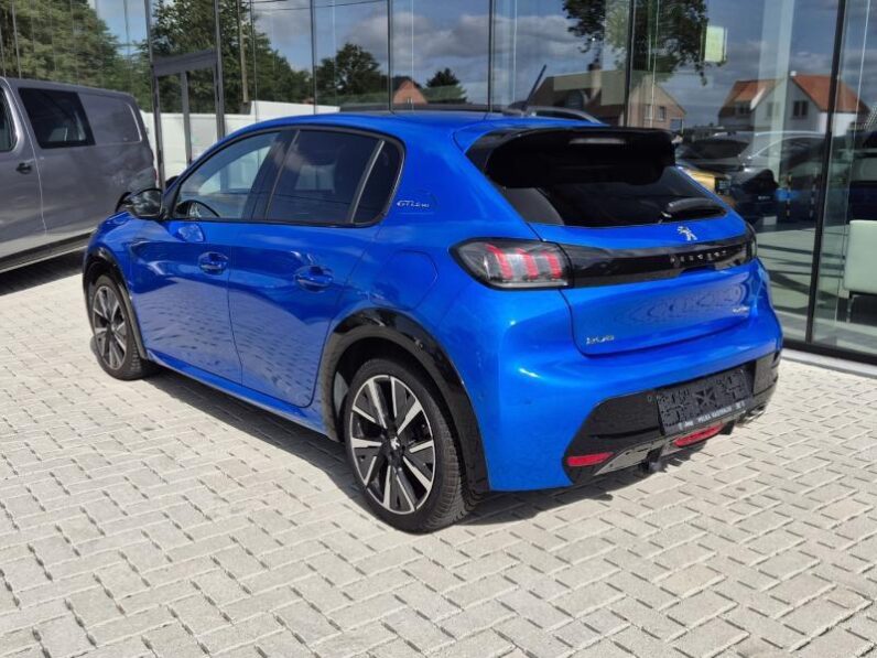 
								Peugeot 208 GT PANO 130 PK full									