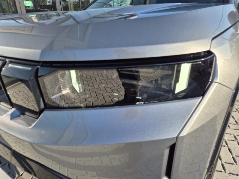 
								Jeep Compass FIRST EDITION full									