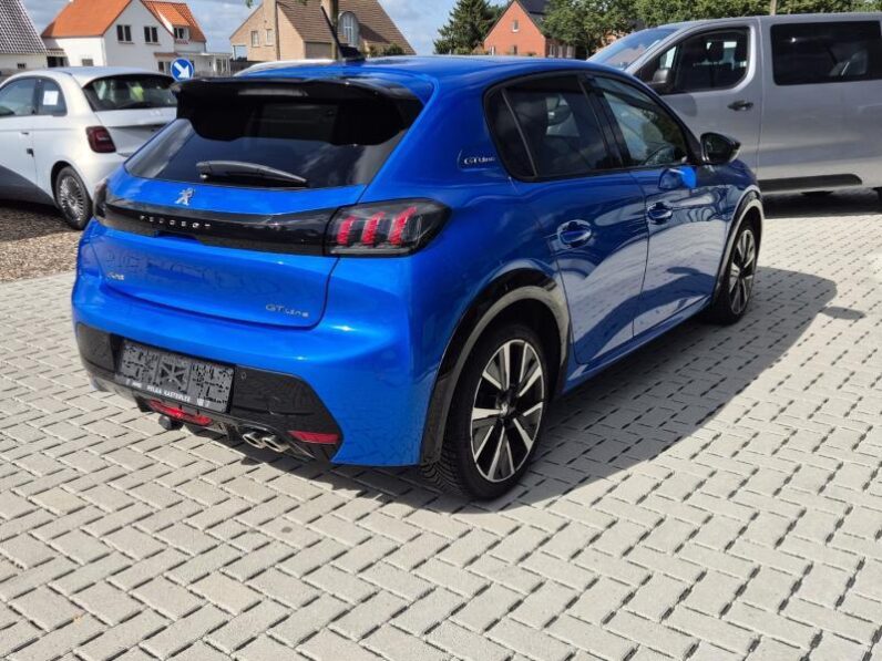 
								Peugeot 208 GT PANO 130 PK full									