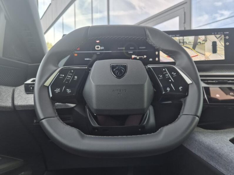 
								Peugeot 3008 ALLURE full									