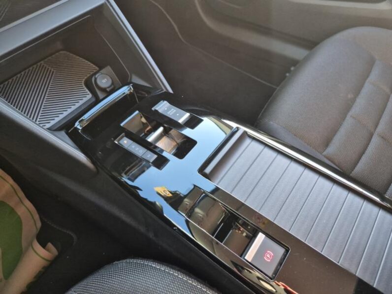 
								Citroen C4 PLUS full									
