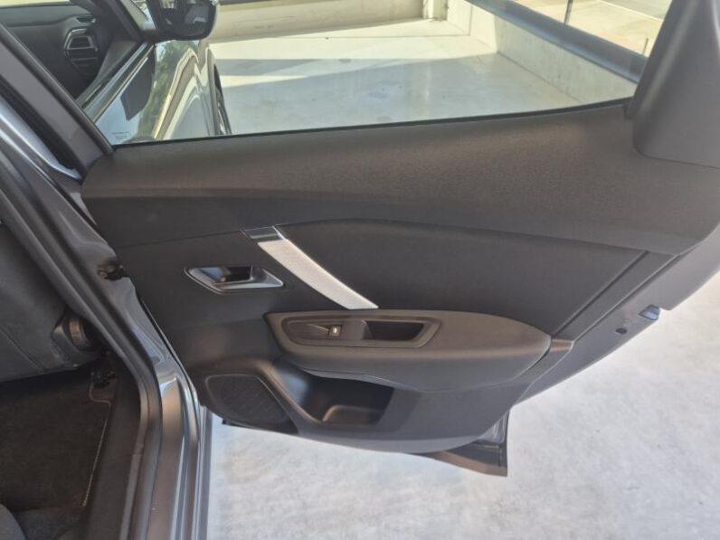 
								Citroen C4 X MAX full									