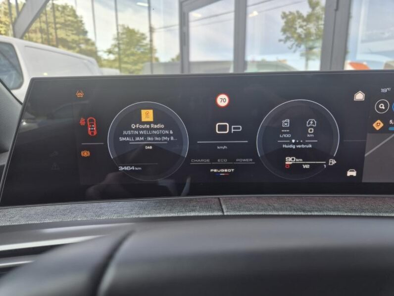
								Peugeot 3008 ALLURE full									