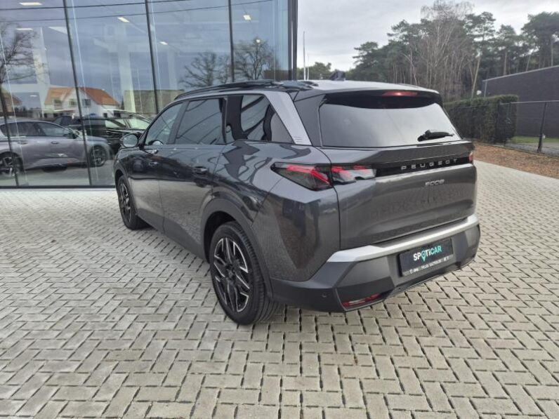
								Peugeot 5008 GT EXCLUSIVE full									
