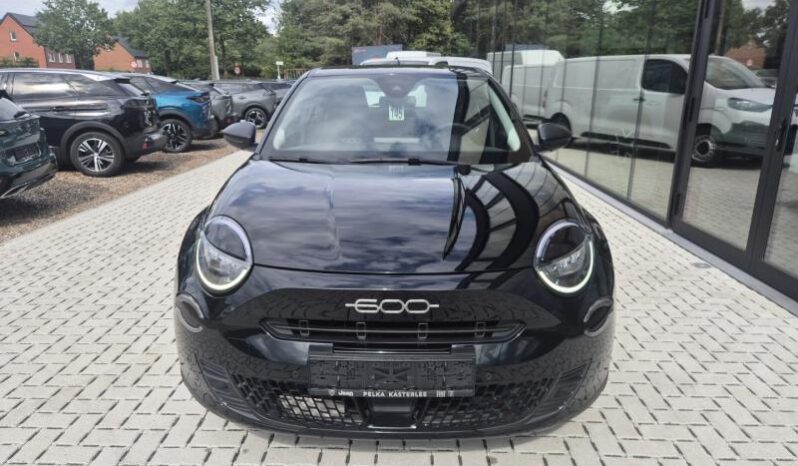 
								Fiat 600 MHEV full									