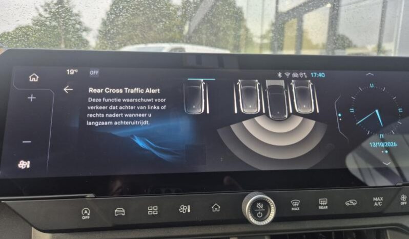 
								Jeep Compass ALTITUDE full									