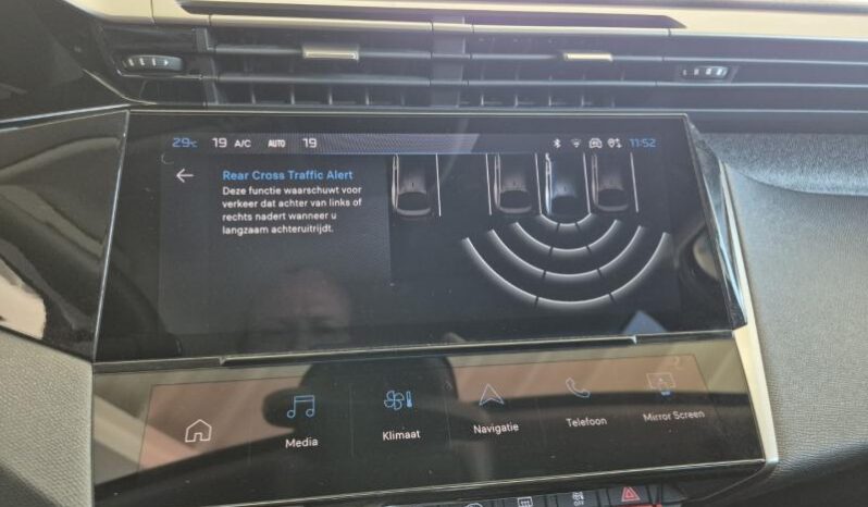 
								Peugeot 408 ALLURE full									