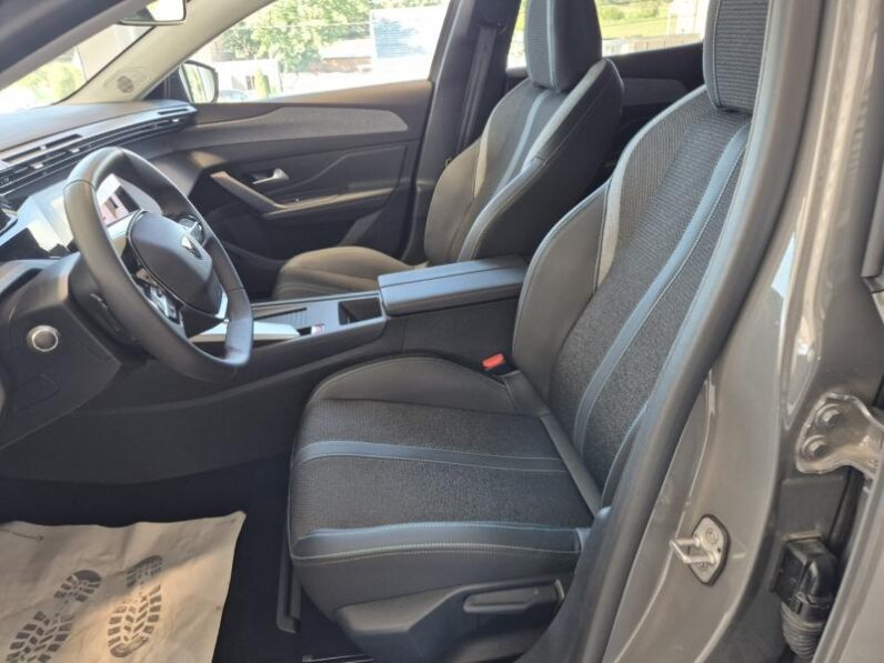 
								Peugeot 408 ALLURE full									