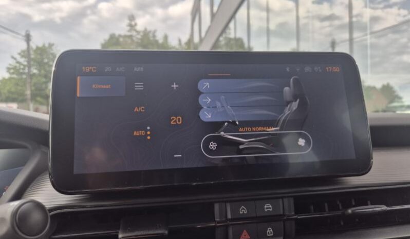 
								Jeep Avenger ALTITUDE full									