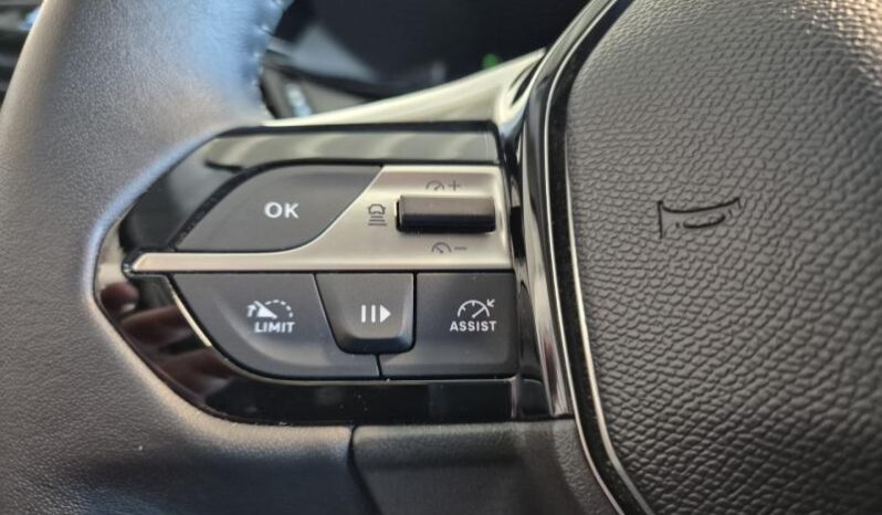 
								Peugeot 308 ALLURE full									