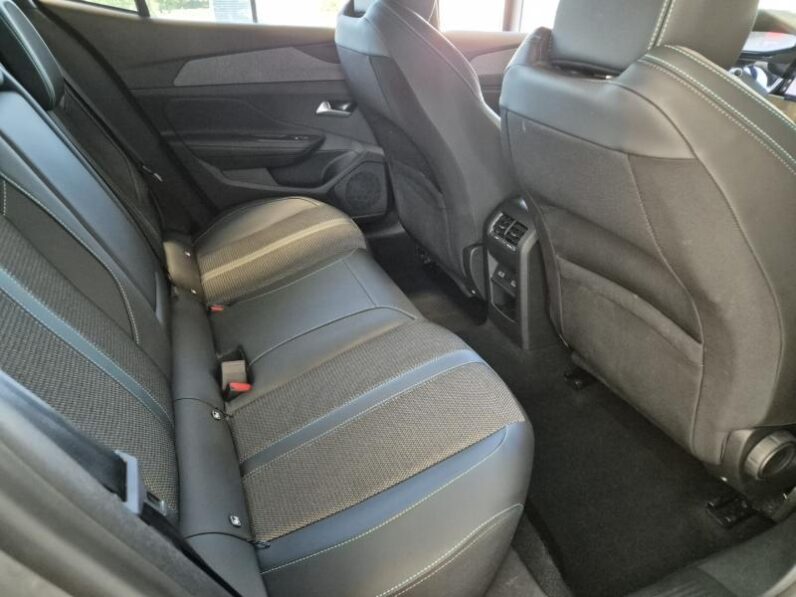 
								Peugeot 408 ALLURE full									