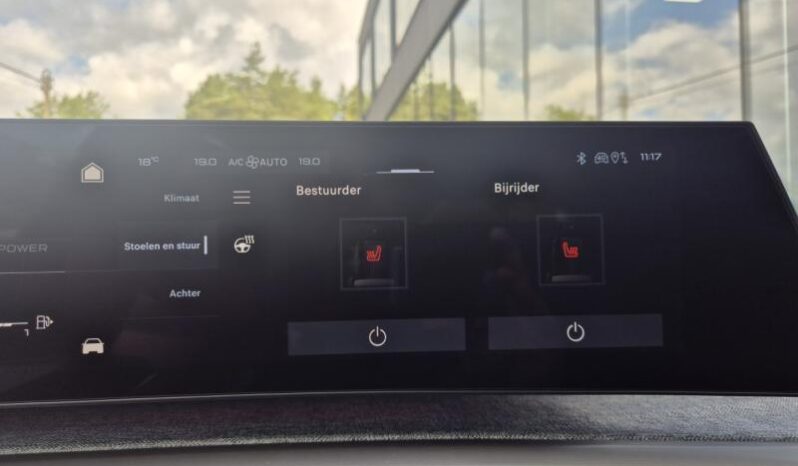 
								Peugeot 5008 GT EXCLUSIVE full									