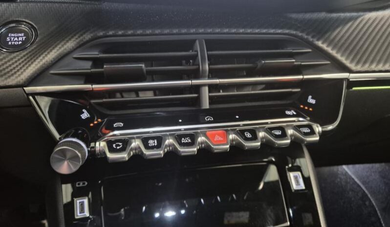
								Peugeot 2008 GT ALCANTARA full									