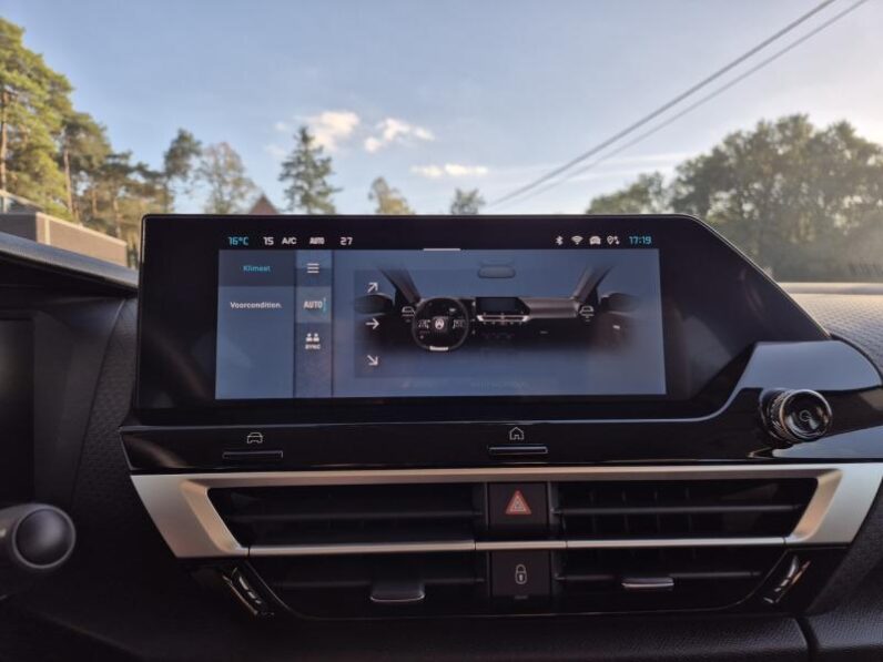 
								Citroen C4 X PLUS FACE LIFT full									