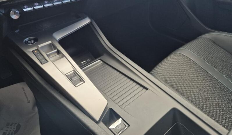 
								Peugeot 408 ALLURE full									