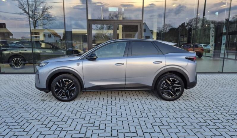 
								Peugeot 3008 GT full									