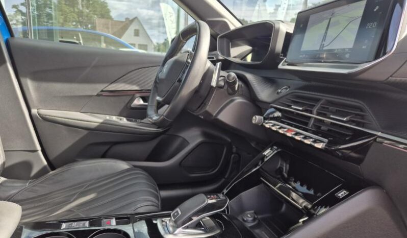 
								Peugeot 208 GT PANO 130 PK full									