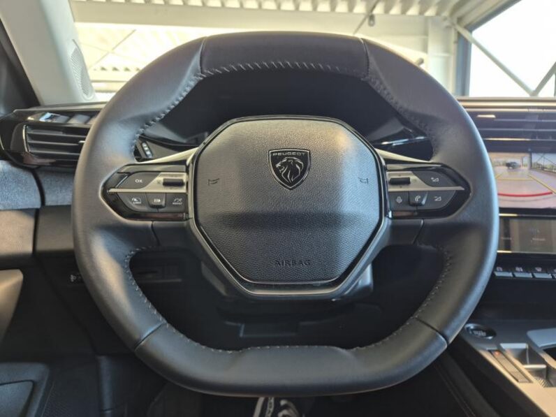 
								Peugeot 308 ALLURE full									