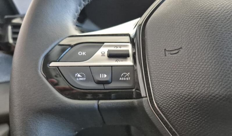 
								Peugeot 408 ALLURE full									